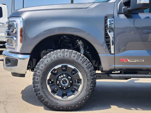 New 2026 Ford F250 Lariat w/ Tremor Off-Road Package AWD/4WD image 9