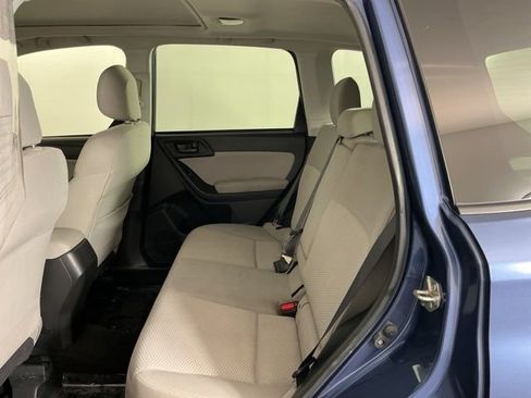 Used 2014 Subaru Forester 2.5i Premium AWD/4WD image 25