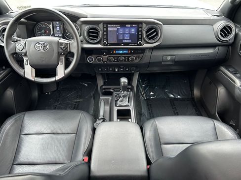 Certified 2023 Toyota Tacoma TRD Off-Road w/ TRD Premium Off Road Package image 22