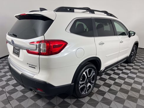 Used 2025 Subaru Ascent Touring AWD/4WD image 13