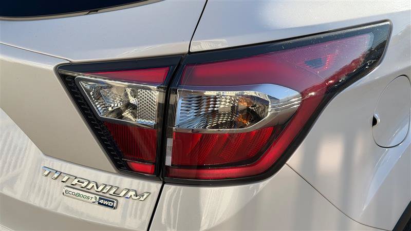 Used 2017 Ford Escape Titanium AWD/4WD image 14