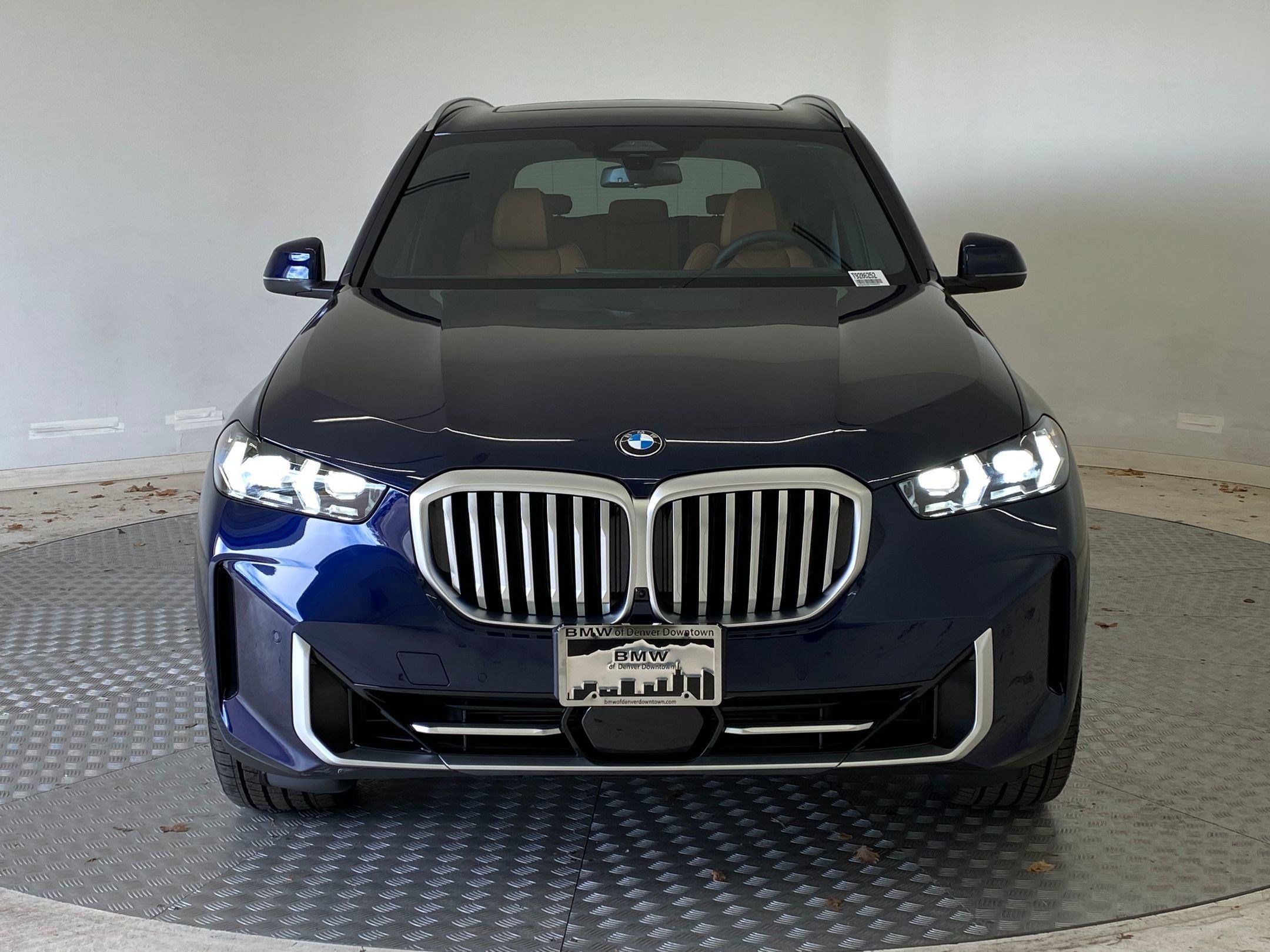 Used 2026 BMW X5 xDrive40i w/ Premium Package AWD/4WD image 5