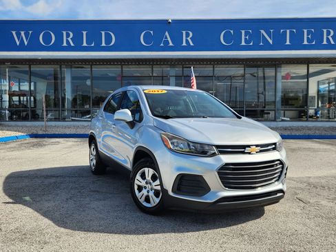 Used 2017 Chevrolet Trax LS image 18