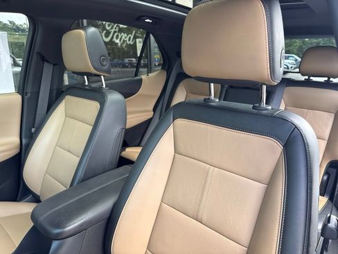 Used 2023 Chevrolet Equinox Premier FWD image 24