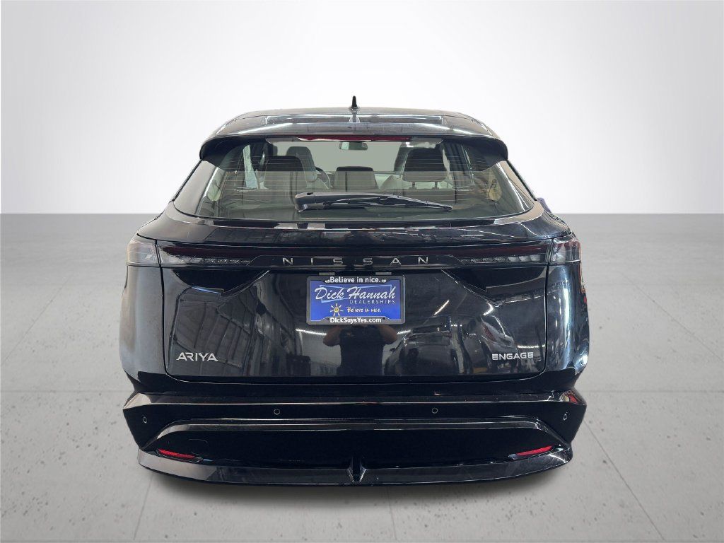 Used 2023 Nissan Ariya FWD image 5