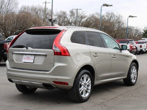 Used 2015 Volvo XC60 T5 Premier image 10