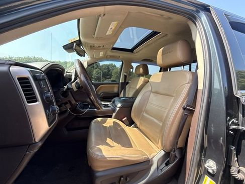 Used 2018 GMC Sierra 1500 Denali w/ Denali Ultimate Package AWD/4WD image 9