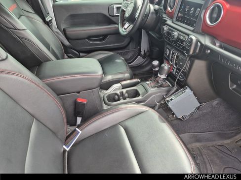 Used 2021 Jeep Wrangler Unlimited Rubicon AWD/4WD image 14