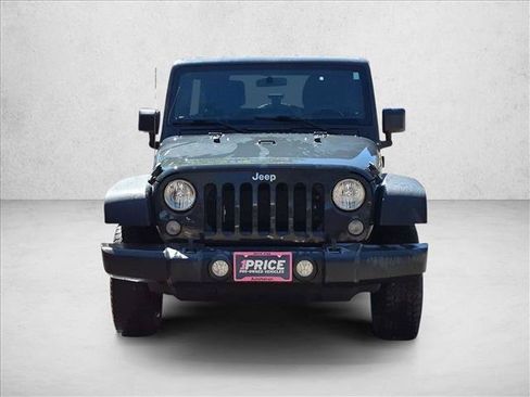Used 2018 Jeep Wrangler Unlimited Sport w/ Connectivity Group AWD/4WD image 2
