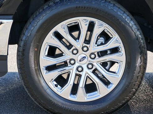 Used 2024 Ford F150 Lariat w/ Equipment Group 502A High AWD/4WD image 17
