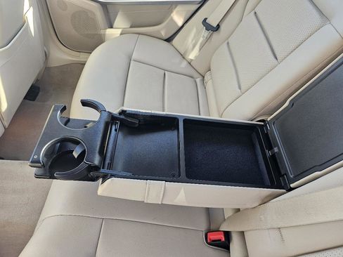 Used 2015 Mercedes-Benz E 350 4MATIC Sedan w/ Premium 1 Package image 43