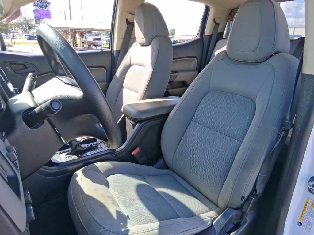 Used 2019 Chevrolet Colorado W/T w/ WT Convenience Package AWD/4WD image 10