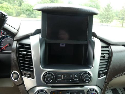 Used 2017 Chevrolet Tahoe Premier AWD/4WD image 20