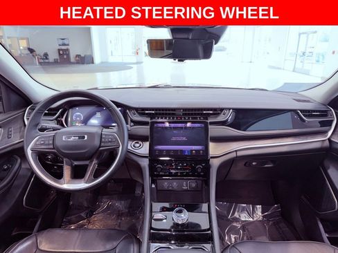 Used 2022 Jeep Grand Cherokee L Limited w/ Luxury Tech Group II image 12