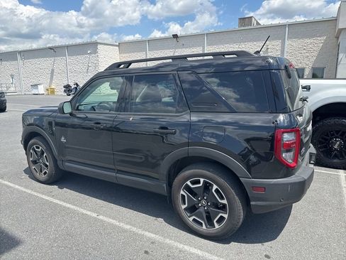 Certified 2024 Ford Bronco Sport Outer Banks w/ Tech Package AWD/4WD image 3