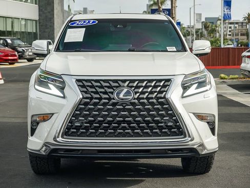 Used 2023 Lexus GX 460 Luxury w/ Sport Design Package AWD/4WD image 2