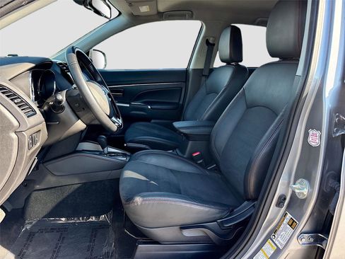 Used 2024 Mitsubishi Outlander Sport SE image 25