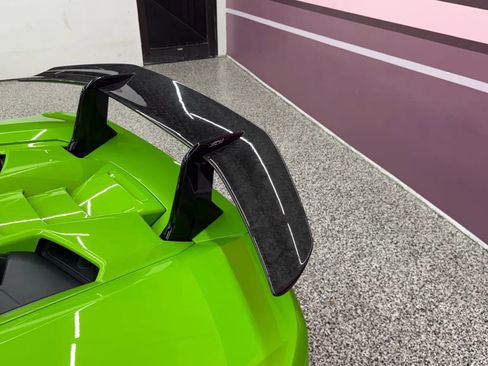 Used 2018 Lamborghini Huracan Performante image 20