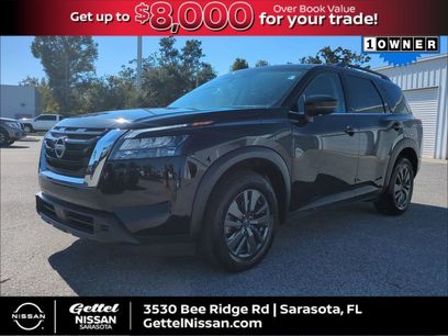 Certified 2024 Nissan Pathfinder SV