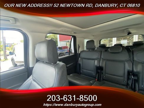Used 2025 Ford Expedition Active AWD/4WD image 19