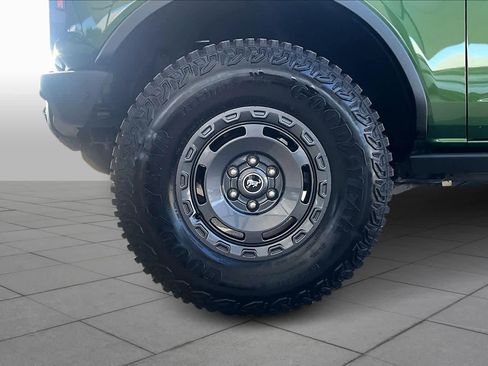 Used 2024 Ford Bronco Badlands image 10