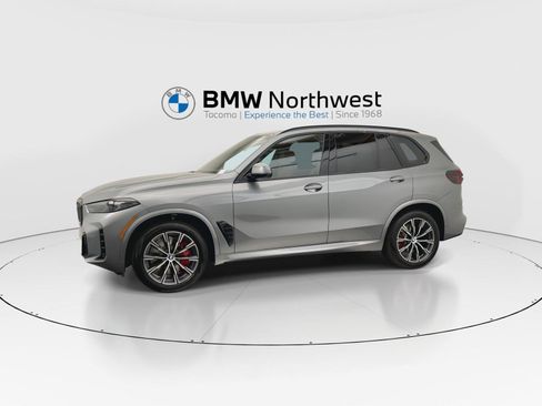 New 2026 BMW X5 xDrive40i w/ M Sport Package AWD/4WD image 10