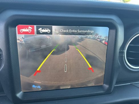 Used 2023 Jeep Wrangler Sahara w/ Safety Group image 37