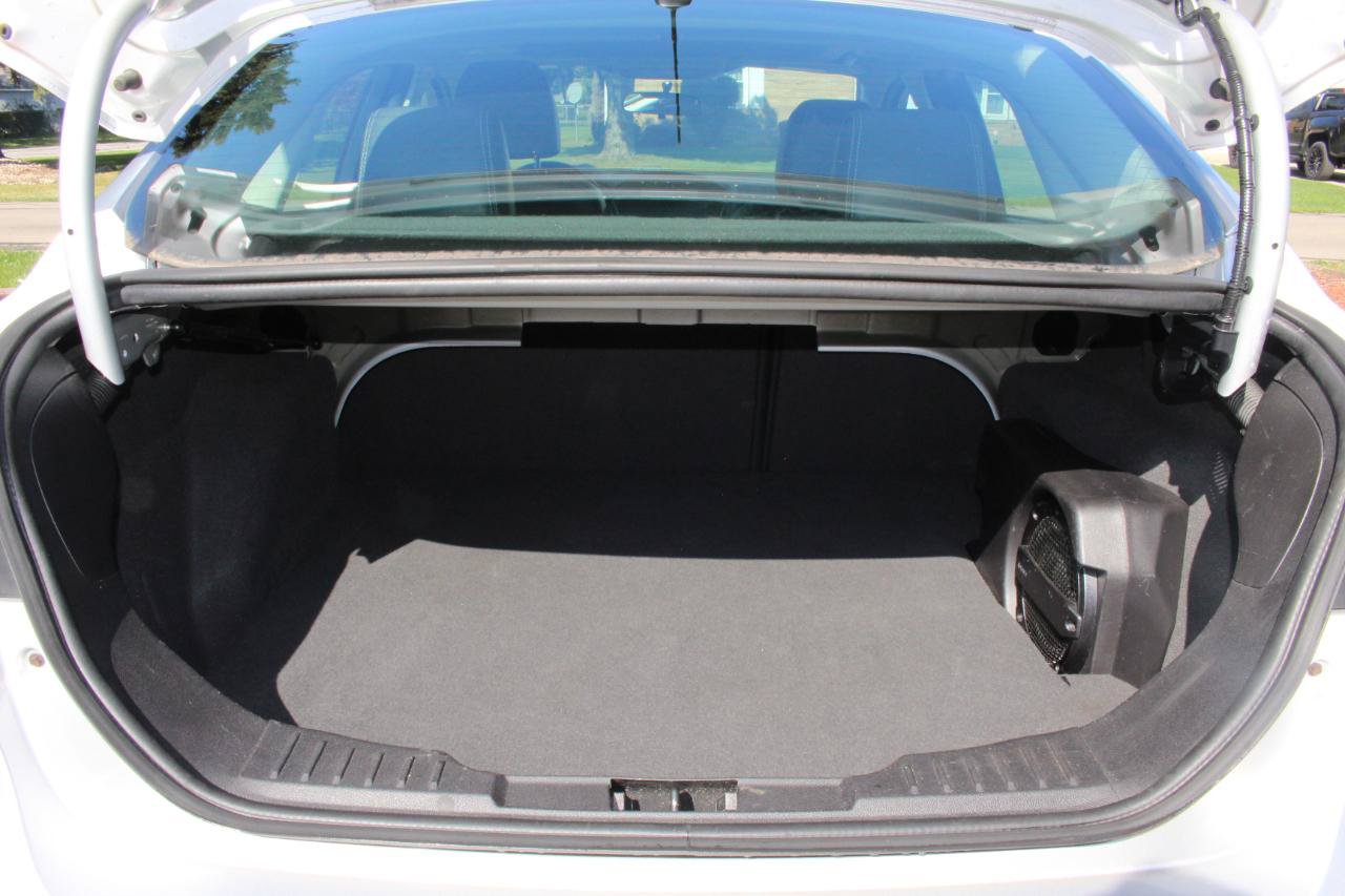 Used 2014 Ford Focus Titanium FWD image 44