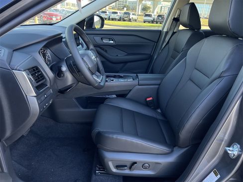 New 2026 Nissan Rogue SV image 13