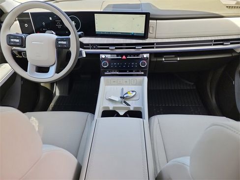 New 2025 Hyundai Santa Fe Calligraphy image 12