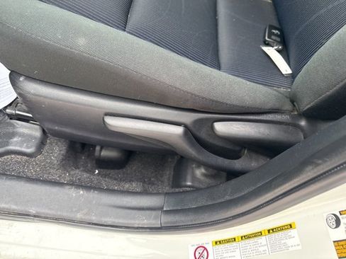 Used 2015 Toyota Prius C Four image 29