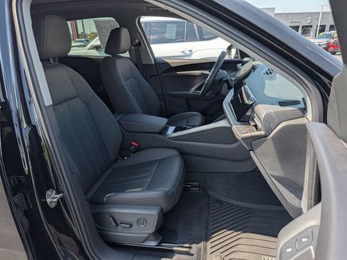 Certified 2025 Audi Q5 Premium AWD/4WD image 24