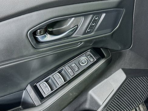 Used 2025 Honda Accord Touring image 15