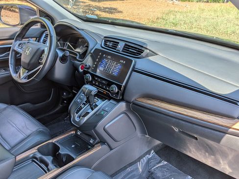 Used 2020 Honda CR-V Touring image 25