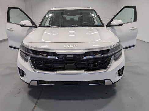 Certified 2024 Kia Seltos SX w/ SX Sunroof Package AWD/4WD image 15