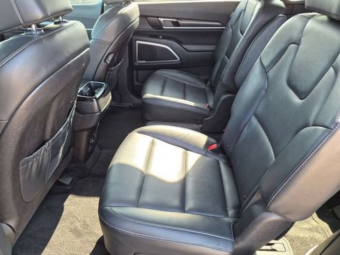 Used 2025 Kia Telluride S AWD/4WD image 26