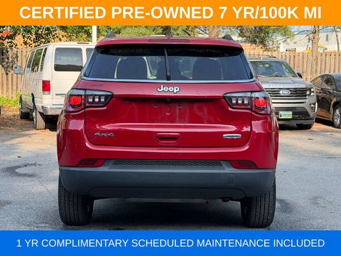 Used 2018 Jeep Compass Latitude w/ Popular Equipment Group AWD/4WD image 7