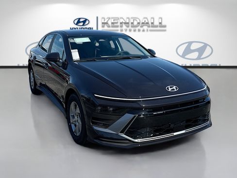 New 2026 Hyundai Sonata SE image 1