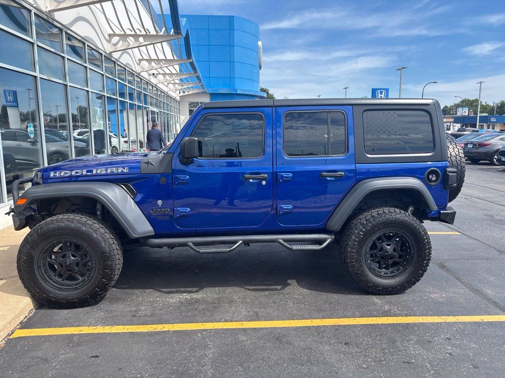 Used 2018 Jeep Wrangler Unlimited Sport AWD/4WD image 1