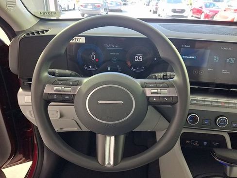 New 2026 Hyundai Kona SE FWD image 19