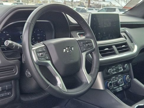 Used 2023 Chevrolet Tahoe Z71 w/ Z71 Off-Road Package image 3