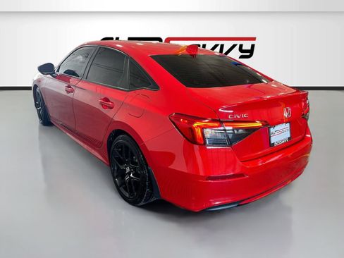 Used 2024 Honda Civic Sport image 5