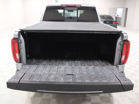 Used 2025 GMC Sierra 1500 SLT w/ SLT Premium Plus Package AWD/4WD image 15
