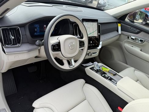 New 2026 Volvo XC90 B6 Ultra w/ Protection Package Premier AWD/4WD image 12