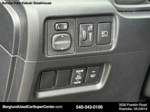 Used 2024 Toyota 4Runner SR5 image 17