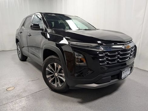 New 2026 Chevrolet Equinox LT AWD/4WD image 2