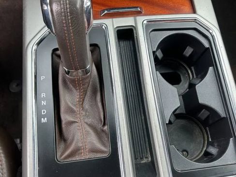 Used 2019 Ford F150 King Ranch w/ Equipment Group 601A Luxury AWD/4WD image 9