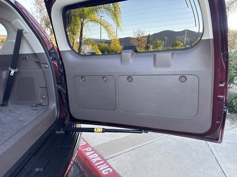 Used 2012 Lexus GX 460 Premium image 40