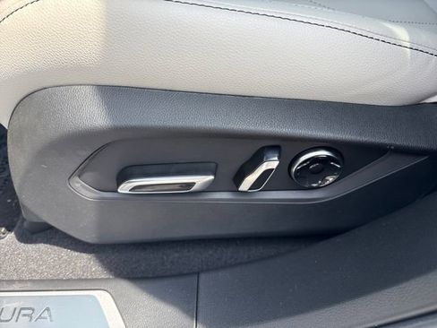 New 2025 Acura RDX SH-AWD image 21