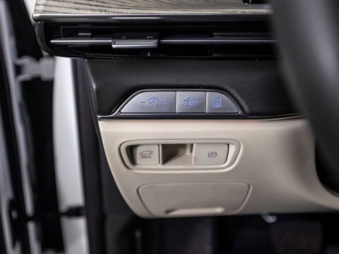 Used 2025 Genesis GV80 2.5T Prestige image 38